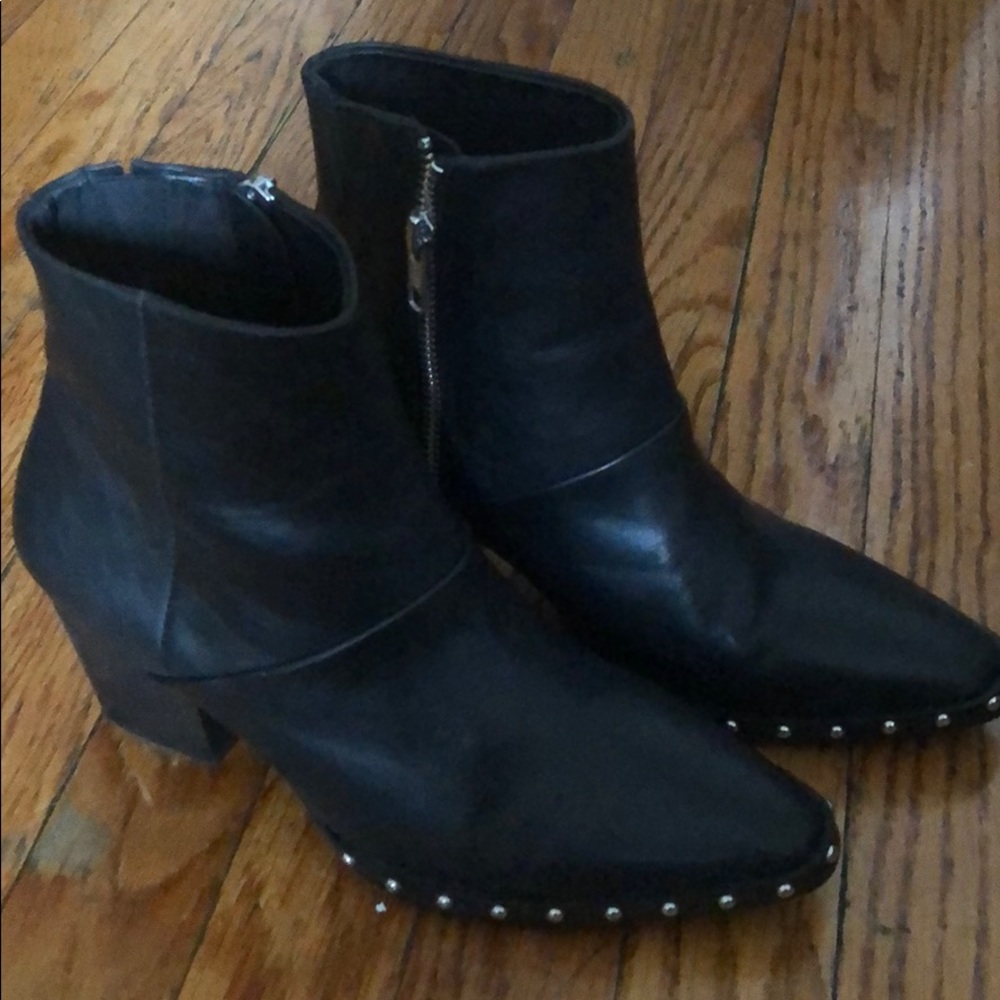 🌞 Sol Sana 🌞 Genuine Italian Leather Booties